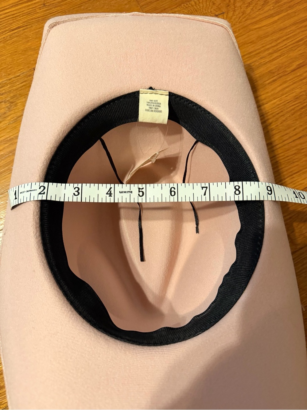 Altar’d State Brand New Pink Felt Cowboy/Cowgirl Hat with Decorative Ivory Band - Picture 8 of 9
